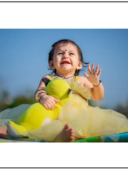 Capturing the real and sometimes fussy moments is part of the story. These authentic emotions make for memorable pictures too.