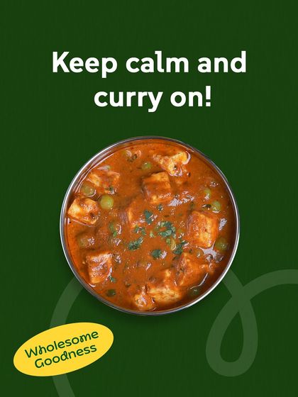 Keep calm and curry on! A close-up of my delicious matar paneer, a classic comfort food that frequently appears on my weekly menu. It's rich, flavourful, and always a crowd-pleaser.