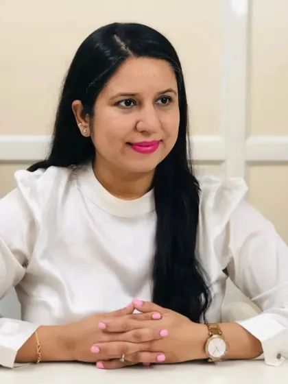 I'm here to assist you in alleviating your joint aches and pains with a variety of physiotherapy modalities. My goal is to help you heal effectively and avoid the side effects of long-term medication.