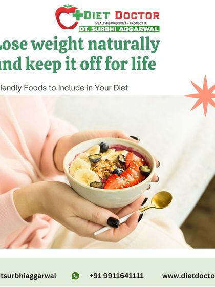 A healthy lifestyle is the only way to lose weight naturally and keep it off for life. This image, showing a nutritious smoothie bowl, represents the kind of friendly foods I include in my diet plans.