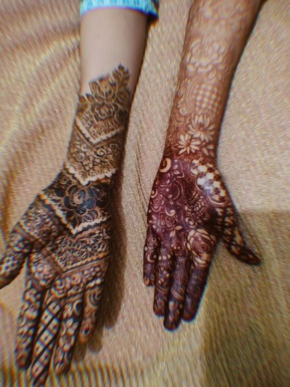 In love with this stain. The photo shows the difference between a fresh stain (right hand) and a mature one (left hand).