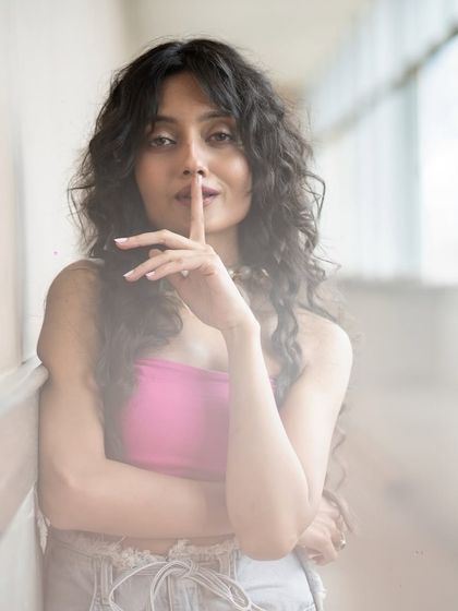 Just Me, Raya photo 15