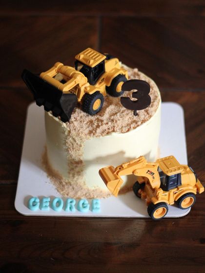 Faraway Feast - Custom Celebration Cakes Fun & Fantasy: Cakes for Kids photo 5