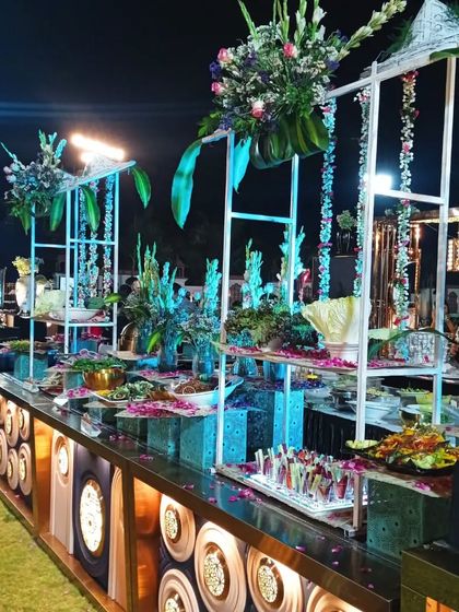 Elaborate Salad Bars photo 11