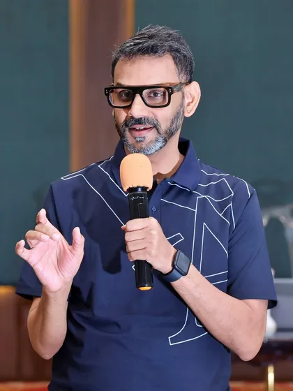 As a partner in personalized therapy and life coaching, I am here to help you navigate emotional challenges. This is a shot of me during a speaking session, where I often discuss how we can work together to tackle issues like depression, fears, and other everyday life challenges on the journey to emotional well being.