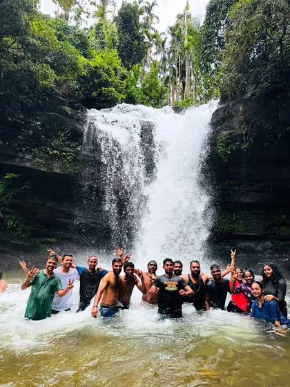 Nothing beats the pure joy of splashing around in a magnificent waterfall with your crew. I handle all the logistics so your team can focus on having fun and making memories on our waterfall escapades.