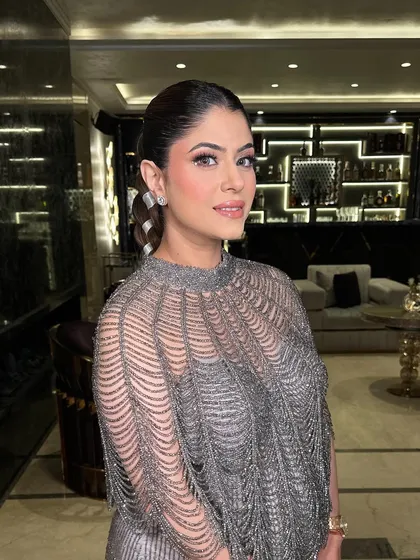 The final polished look, perfect for a cocktail party or a fashion-forward event.