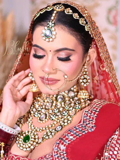 I am so proud of my students' work. This stunning bridal look was created by one of my students during our 7-day course. This is proof that with the right guidance and hands-on practice, you can create magic.