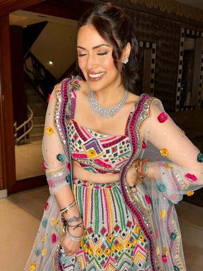 Chic & Glamorous Ponytails photo 10