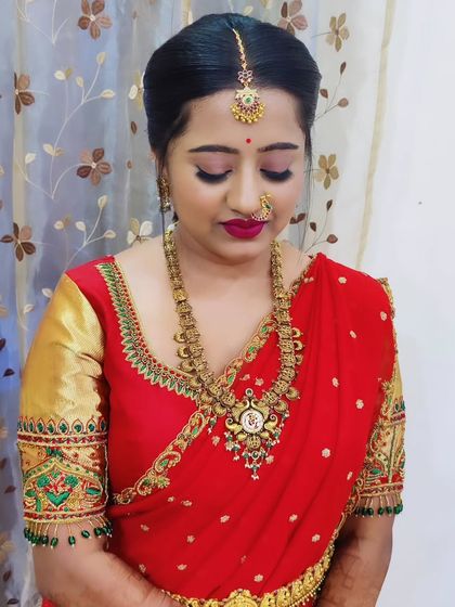 Usha Gowda - Special Occasion Makeup and Hair Styling Wedding & Festive Occasions photo 21