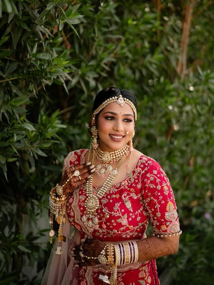 Regal Wedding Day Looks photo 44