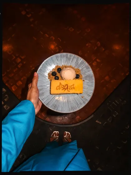 A top-down shot of the Japanese Cheesecake at Donmai, a key part of my detailed food review.