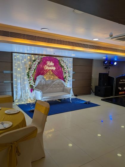 Roka & Engagement Decor photo 5