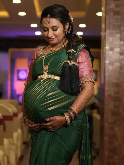 It was an honor to do the makeup for this beautiful mom-to-be's baby shower. I created a soft, glowing look to celebrate this special milestone, ensuring she felt comfortable and radiant.
