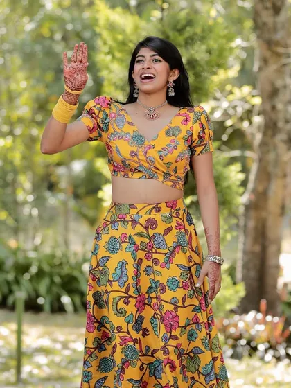 The pure joy of seeing my clients radiate happiness. Here is the lovely Shivani in a custom Kalamkari co-ord set, complete with a matching choker, all designed here at my studio in Namma Bengaluru.