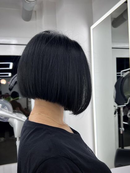 Another shot of this classic bob. It's a versatile haircut that can be styled in many different ways.