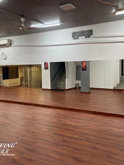 A look at our clean, open studio space, ready for the next class to begin.