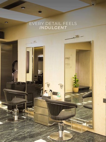 Every detail feels indulgent. The stylish and modern styling stations at our Sultanpur salon.