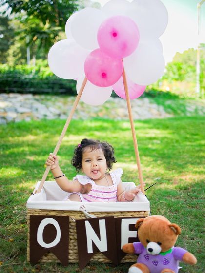 First Birthday & Cake Smash photo 8