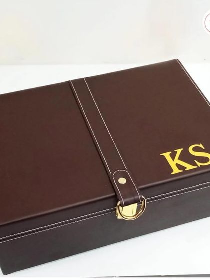 For the Groom's Crew: Groomsmen Gifts & Essentials photo 34