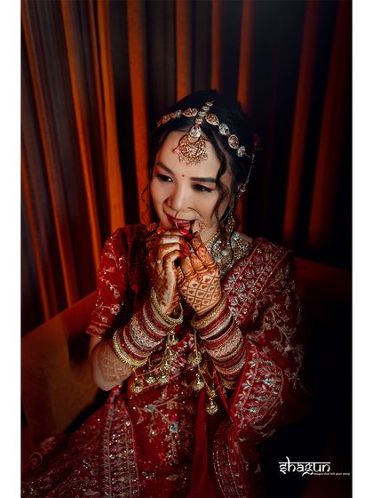 Radiant Brides & Dapper Grooms: Solo Portraits photo 16