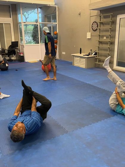 Our two-day senior intensive training program is designed for club golfers who want to improve their scores through proper training. We conduct assessments of their long and short game in a fun, educational environment.