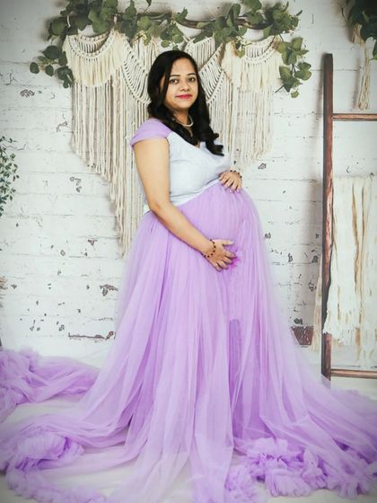 Dramatic Trail Gowns photo 5