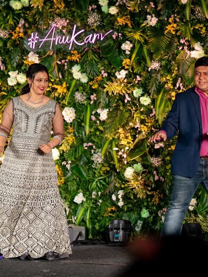 A fun, energetic performance from a couple in the family. I make sure everyone who wants to dance gets their chance to shine.