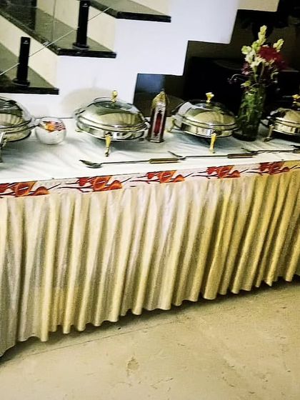 Another angle of the Faridabad event, showing the L-shaped buffet that makes efficient use of the space.