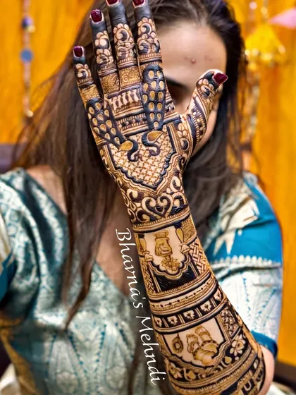 The other hand of the Krishna-themed design, showcasing different motifs and scenes, creating a cohesive and spiritual piece of art.