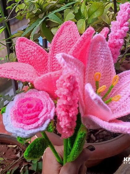 Your Vibe, My Yarn: Custom Bouquets photo 17