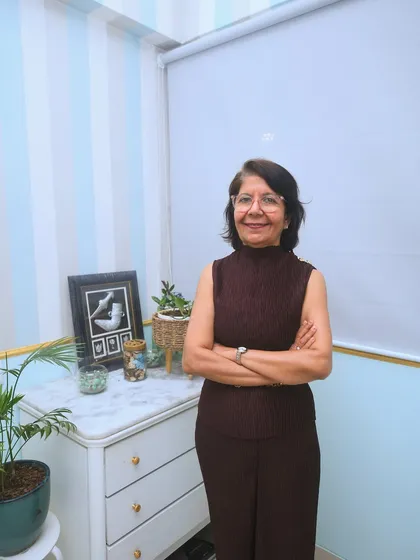 Meet our founder, Dr. Sonia Tekchandani. With over 35 years of clinical experience, she is the guiding force behind our commitment to aesthetic excellence and personalized care. Her deep expertise in dermatology ensures every treatment plan is rooted in science and tailored to you.