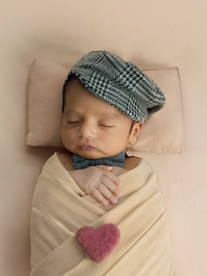 Pure & Simple: Newborn Portraits photo 6