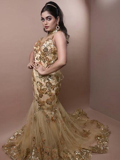 Modern & Reception Bridal Looks photo 23