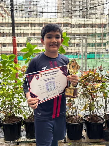 Celebrating individual excellence within the team. Here, our U11 player Aditya proudly displays his Player of the Match award from the MFA YPL, a recognition of his standout performance and fighting spirit.