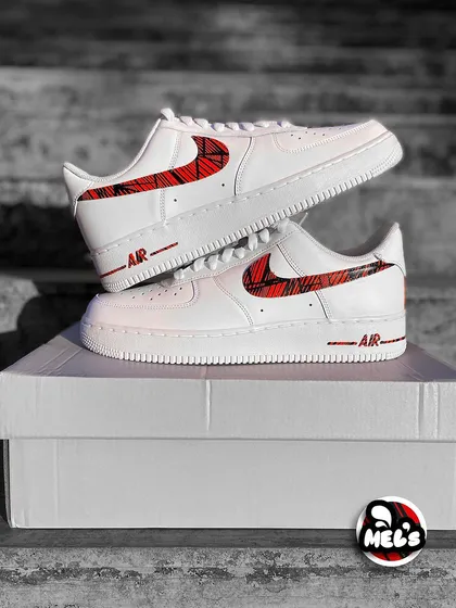 Another product shot of the MotoGP custom Nikes.
