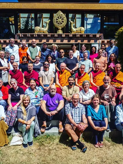 A group photo from our Lam-Rim silent retreat. Even in silence, a strong sense of community forms. Shared smiles and experiences create a bond and a supportive environment for the deep inner work we are all there to do.