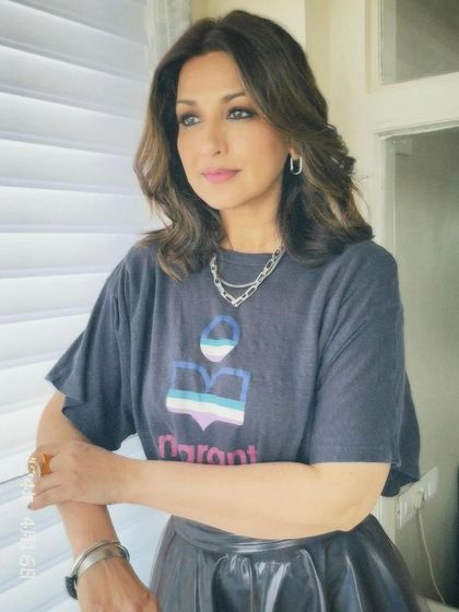 A beautiful, natural makeup look for the timeless Sonali Bendre. I focused on enhancing her classic beauty with soft, elegant tones and a flawless base.
