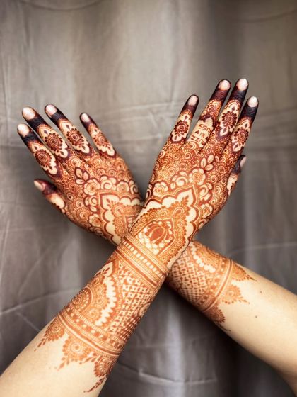 The beautiful progression of the stain, showing a deep reddish-brown color.