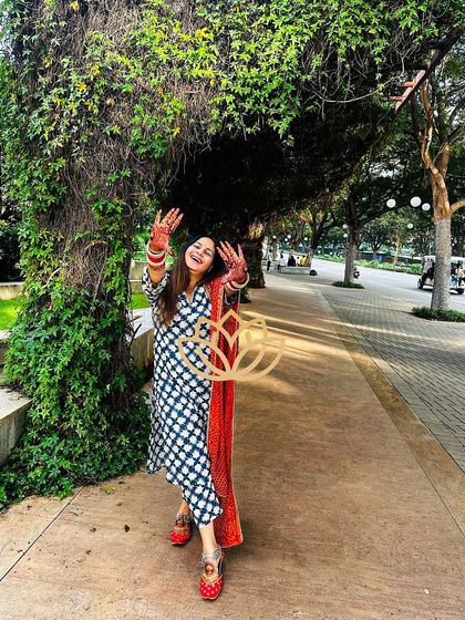 Lotus Mehendi Arts - Bridal & Occasion Mehendi The Signature Dark Stain photo 43