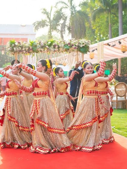 Grand Entrances: The First Impression photo 7