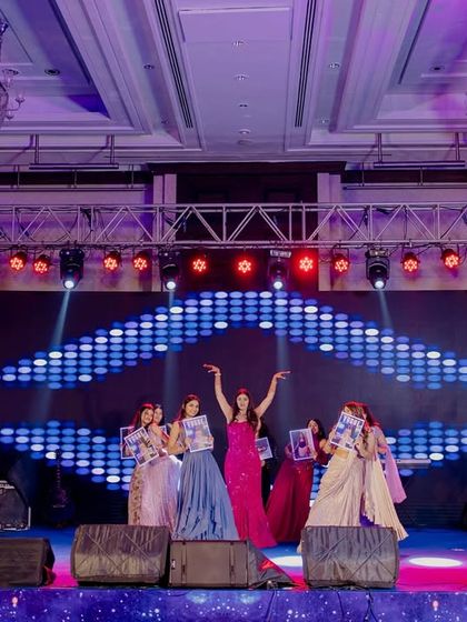 Squad Goals: Bride Tribe vs Groom Squad photo 7