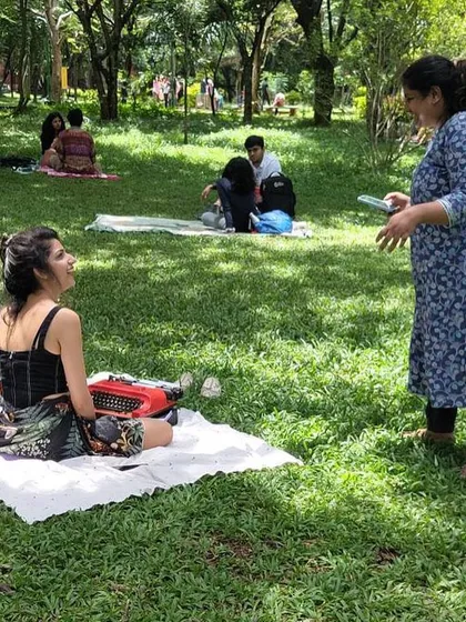 A sunny day at a Cubbon Writes meetup. It's a beautiful community of artists and art lovers, and I'm so happy to be a part of it, sharing my typewriter poetry with everyone.