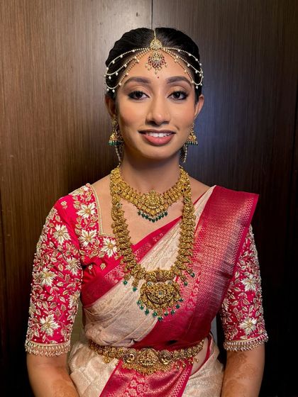 Sneha Kiran - Bridal & Event Makeup Artistry Traditional South Indian Muhurtham Brides photo 29