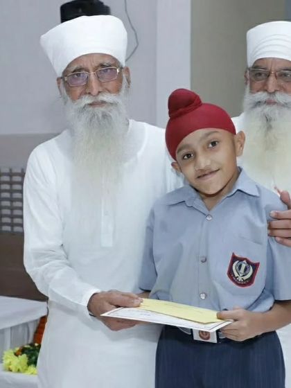 Jaspreet Singh receiving the Best Tabla Player Award, a proud moment for him and the academy.