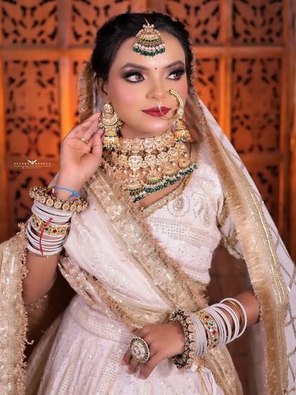 Contemporary & Pastel Bridal Looks photo 18