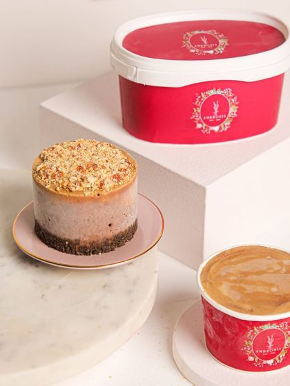 Our original gangster ice cream cakes, now in fresh new packaging. These tubs are filled with the same handcrafted goodness you’ve loved for years.