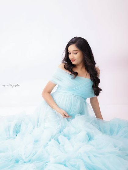 Solo Radiance: Portraits of the Mother-to-Be photo 133