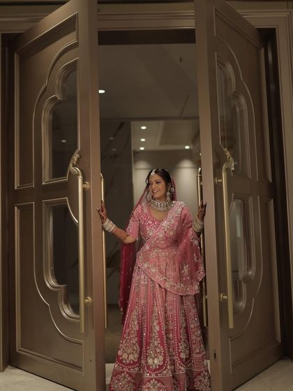 Capturing the elegance of this bride from every angle. Her look features a dewy base and soft, shimmering eyes, creating a magical and timeless effect.