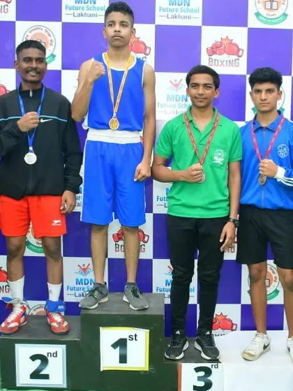 Sriraj Barge on the top of the podium, winning gold at the CBSE School Games.